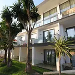 Denoel Hotel