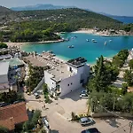 Hotel Denoel 4*