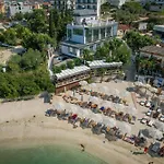 Denoel Hotel 4*