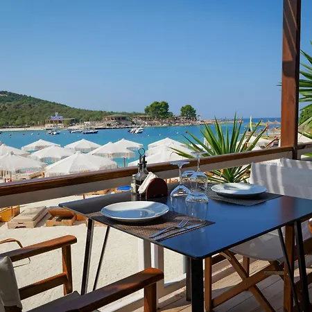 Denoel Hotel Ksamil