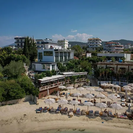 Denoel Hotel 4*