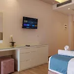 Denoel فندق 4*