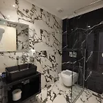 Denoel Hotel 4*