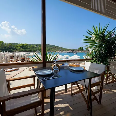 Denoel Hotel 4*